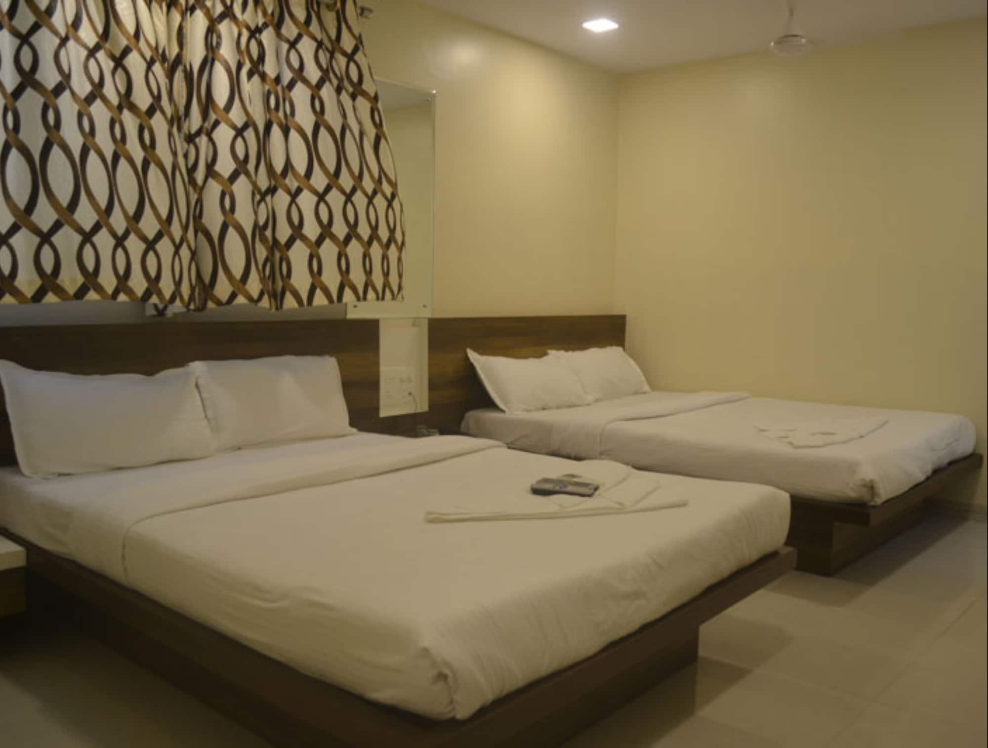 Airport Metro Hotel Mumbai Exterior foto