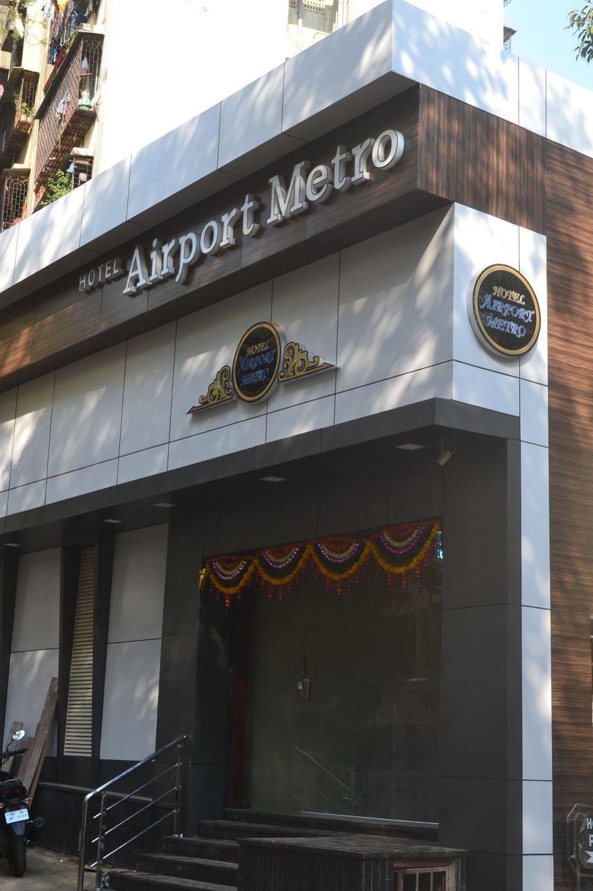 Airport Metro Hotel Mumbai Exterior foto